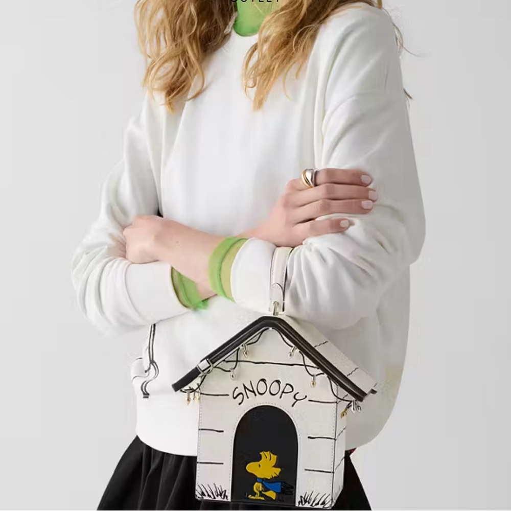 Kate Spade X Peanuts 3D dog house crossbody - Picture 7 of 10
